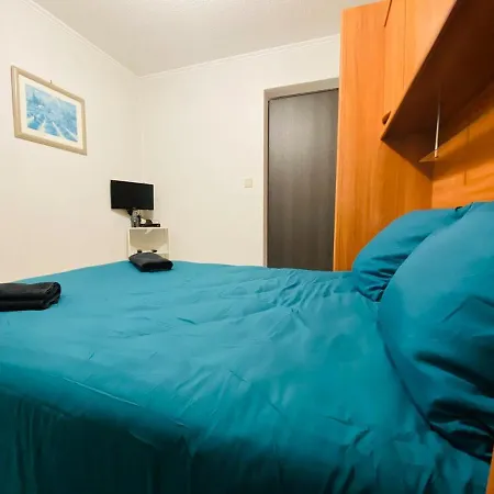 50 M De La Vue Apartment *