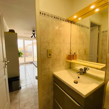 Apartment 50 M De La Vue *